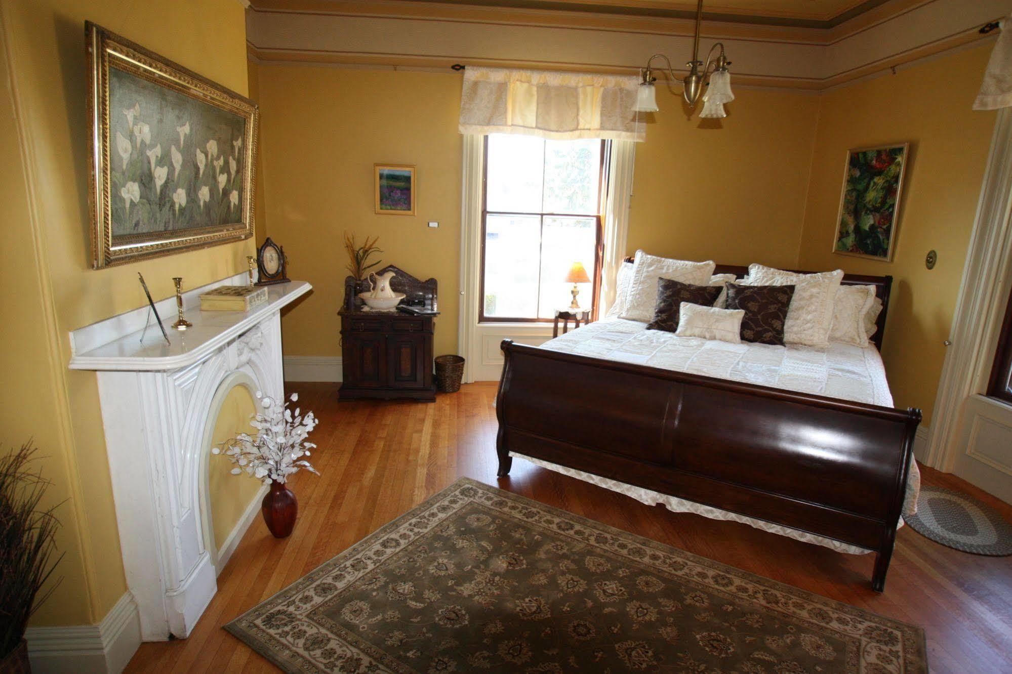 Proctor Mansion Inn Wrentham Ngoại thất bức ảnh